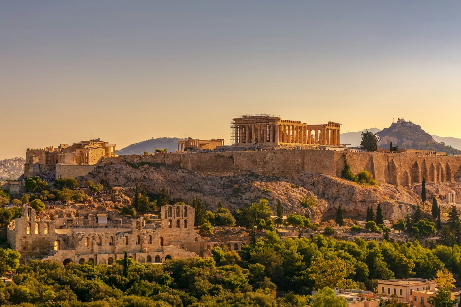 En este momento estás viendo 5 Lugares que Ver en Grecia: Una Guía Completa para un Viaje Fascinante