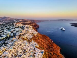 Lee más sobre el artículo Las 5 Mejores Islas Griegas Que Visitar (Las Más Increíbles)